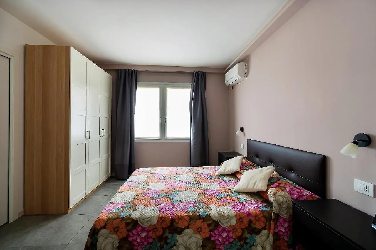 Maison d'hôtes Hotel Il Melograno à Peschiera del Garda